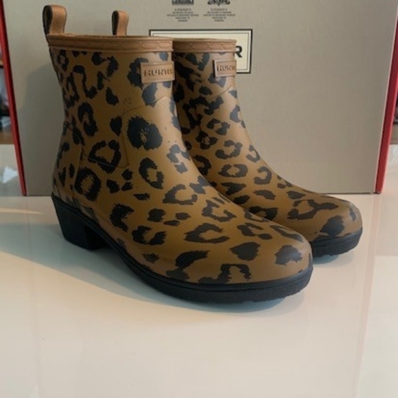 hunter leopard rain boots